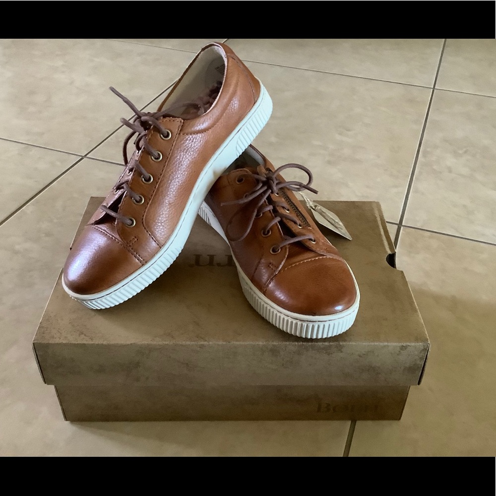 Womens Born Shoes